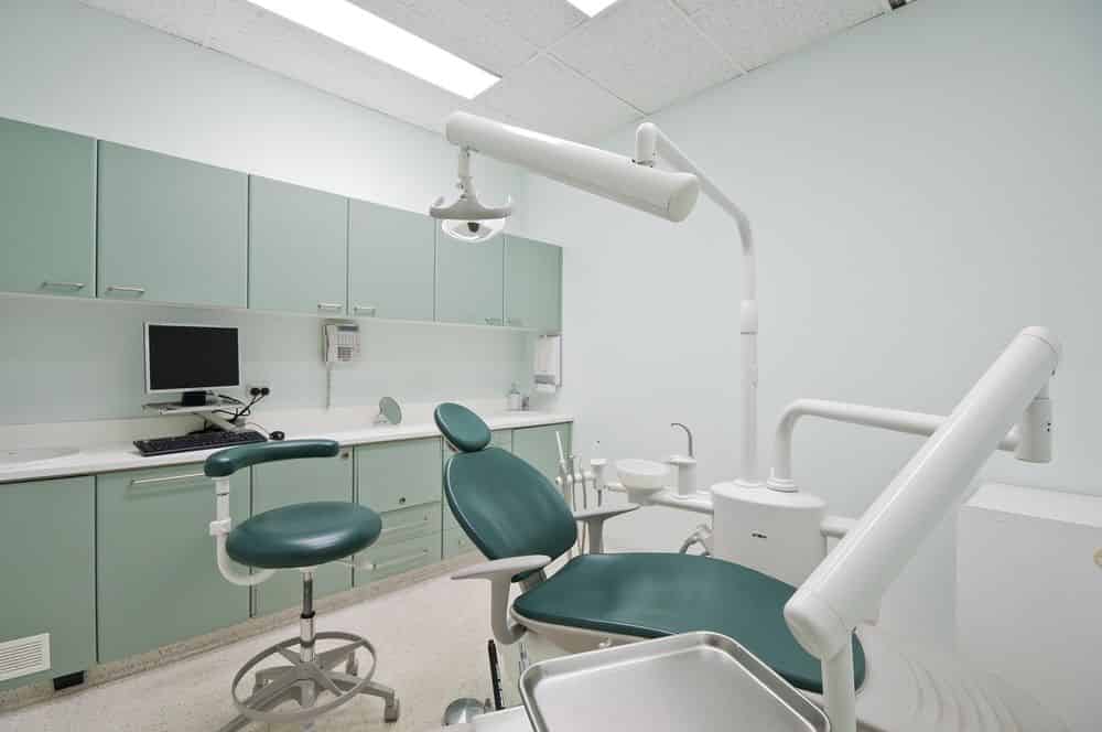 Medical & Dental Offices Cleaning image